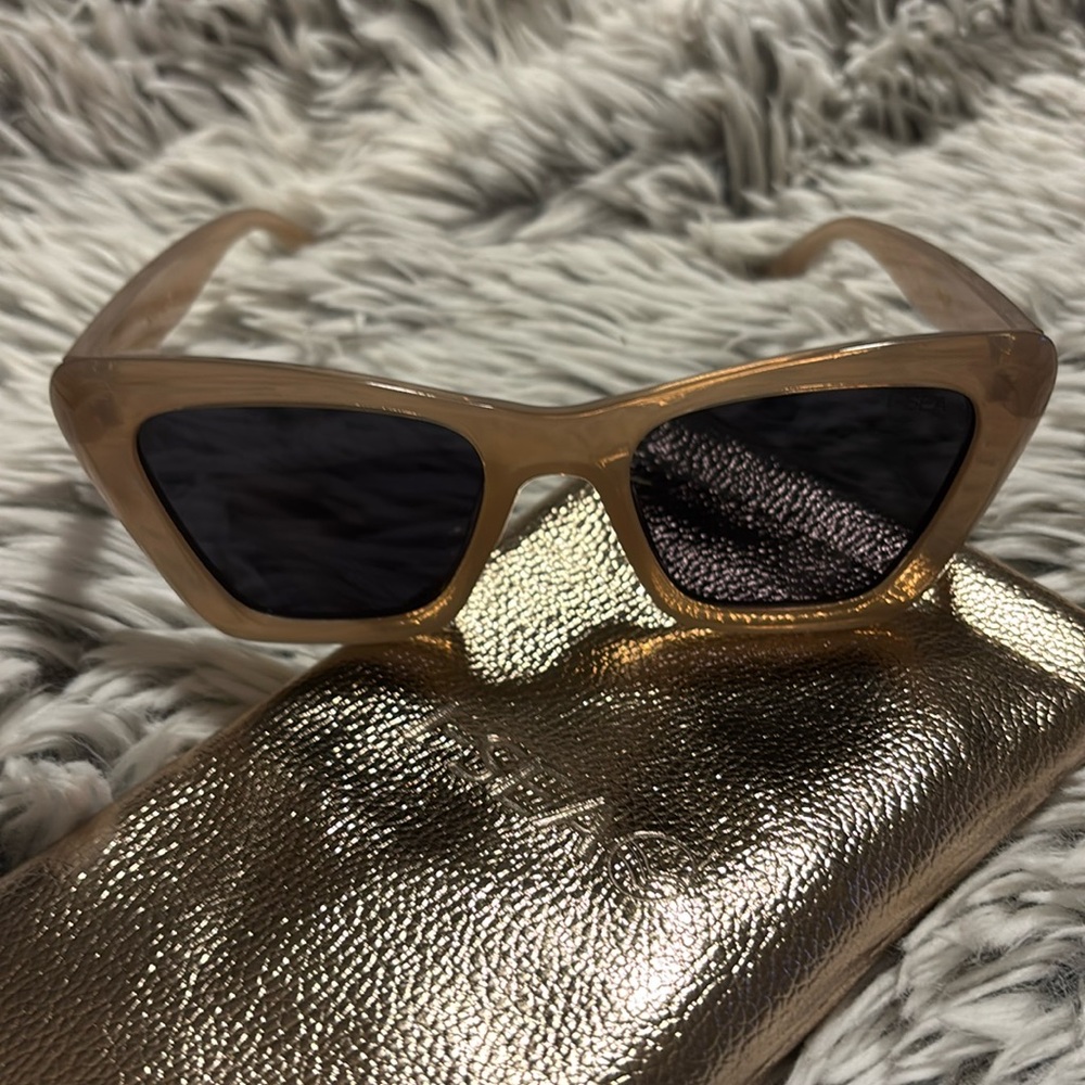 Chic Tan Sunglasses with Black Lenses